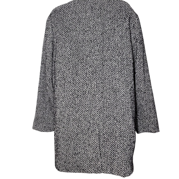 Women's Gray Herringbone Coat - Picture 3 of 5